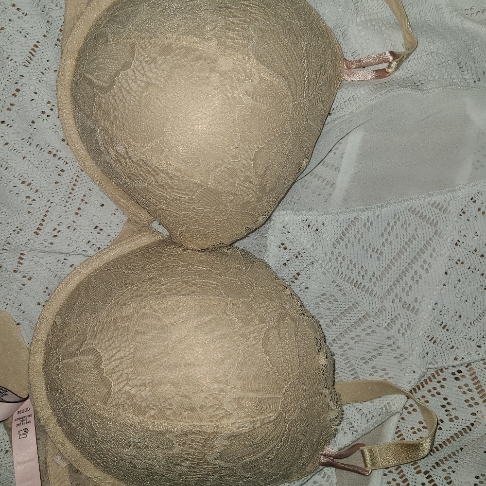 Victoria Secret Bra 36DDD/F80